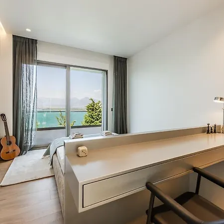 Whisper By Pikhost Villa *