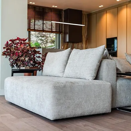 Whisper By Pikhost * Široka