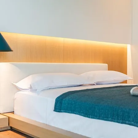 Whisper By Pikhost * Široka