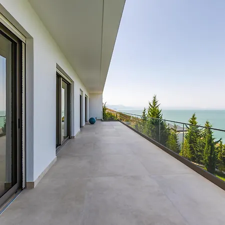 Villa Whisper Pool & Amazing Views By Pikhost