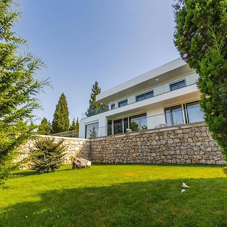 Βίλα Whisper By Pikhost Široka