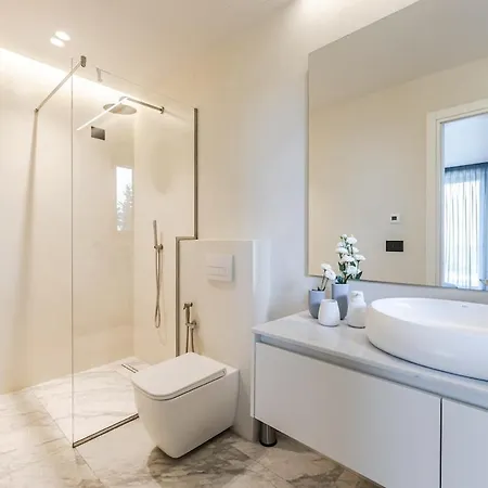 Whisper By Pikhost Βίλα Široka