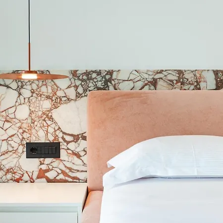 Whisper By Pikhost Βίλα