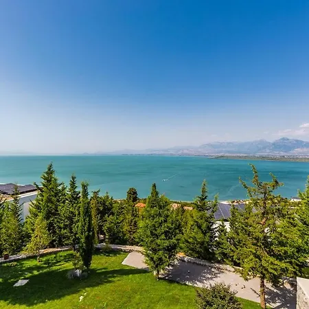 Whisper By Pikhost Βίλα