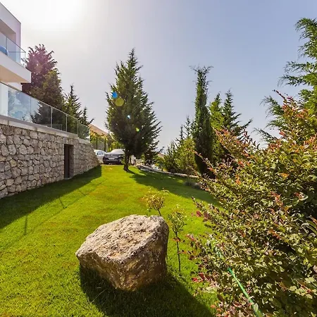 Βίλα Whisper By Pikhost Široka