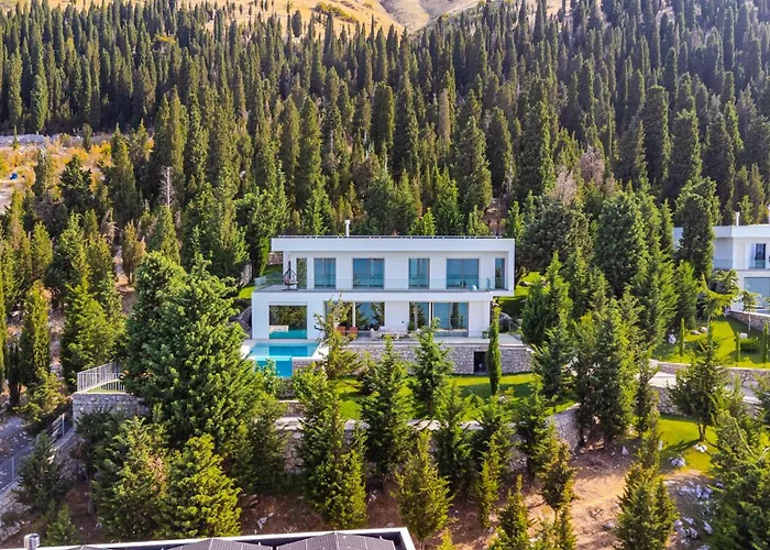 Villa Whisper By Pikhost