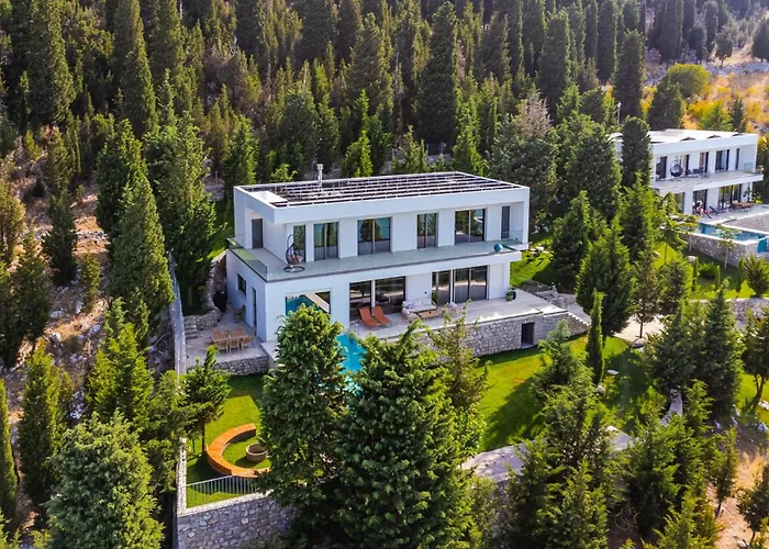 Villa Whisper By Pikhost Široka