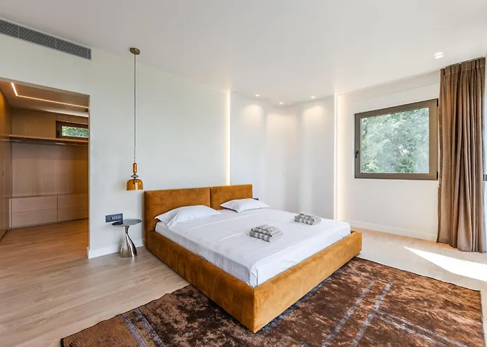 Villa Whisper By Pikhost *