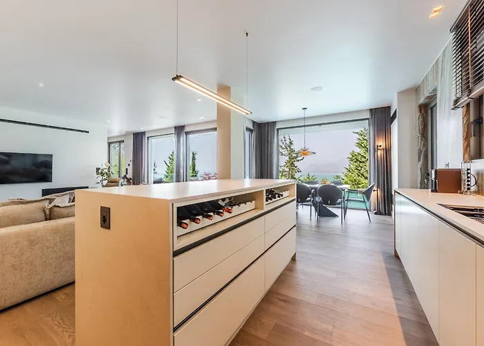 Whisper By Pikhost *