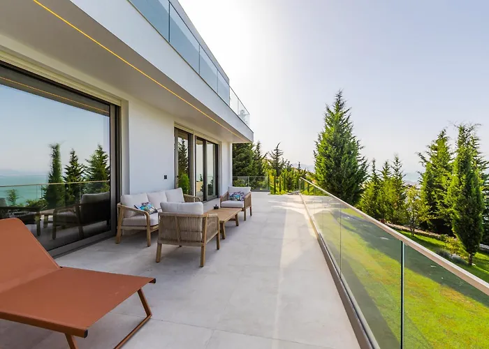 Whisper By Pikhost Villa *